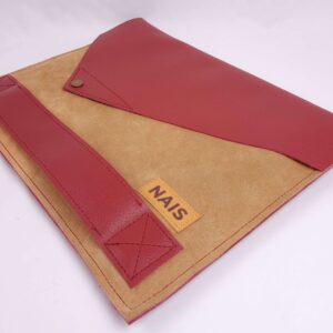NAIS leren laptophoes rood